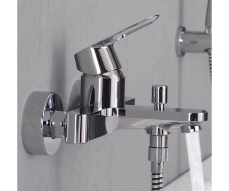 Фото Змішувач для ванни GROHE BAU LOOP