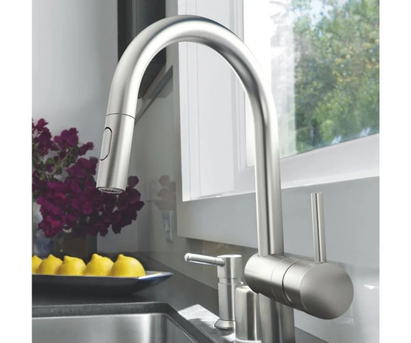 Фото Змішувач для кухні з лійкою GROHE MINTA