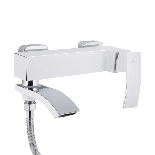 Фото Змішувач для ванни з поворотним виливом та душовим гарнітуром Qtap Swan Cascada