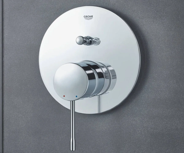 Фото Змішувач з перемикачем GROHE ESSENCE NEW